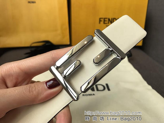 FENDI芬迪 實物拍攝 最新爆款 柔軟小牛皮皮帶 雙F標誌 BAGUETTE系列 時尚百搭款女款皮帶  xfp1298